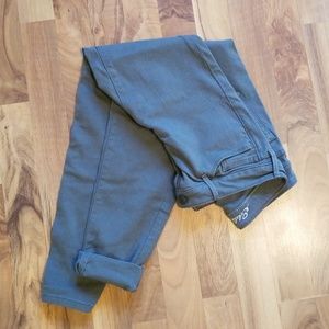 Eddie Bauer skinny Jean.